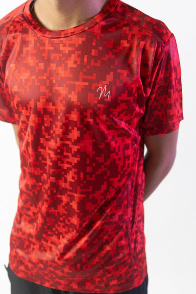 Image du t-shirt de sport Run de Mauritti en rouge, un modèle léger et respirant conçu pour un confort optimal lors des activités sportives. Fabriqué en 100% polyester, ce t-shirt offre une coupe décontractée et un tissu à séchage rapide, parfait pour rester au sec et confortable pendant l’effort. Sa couleur rouge apporte une touche de dynamisme et d'énergie pour un look sportif vibrant.